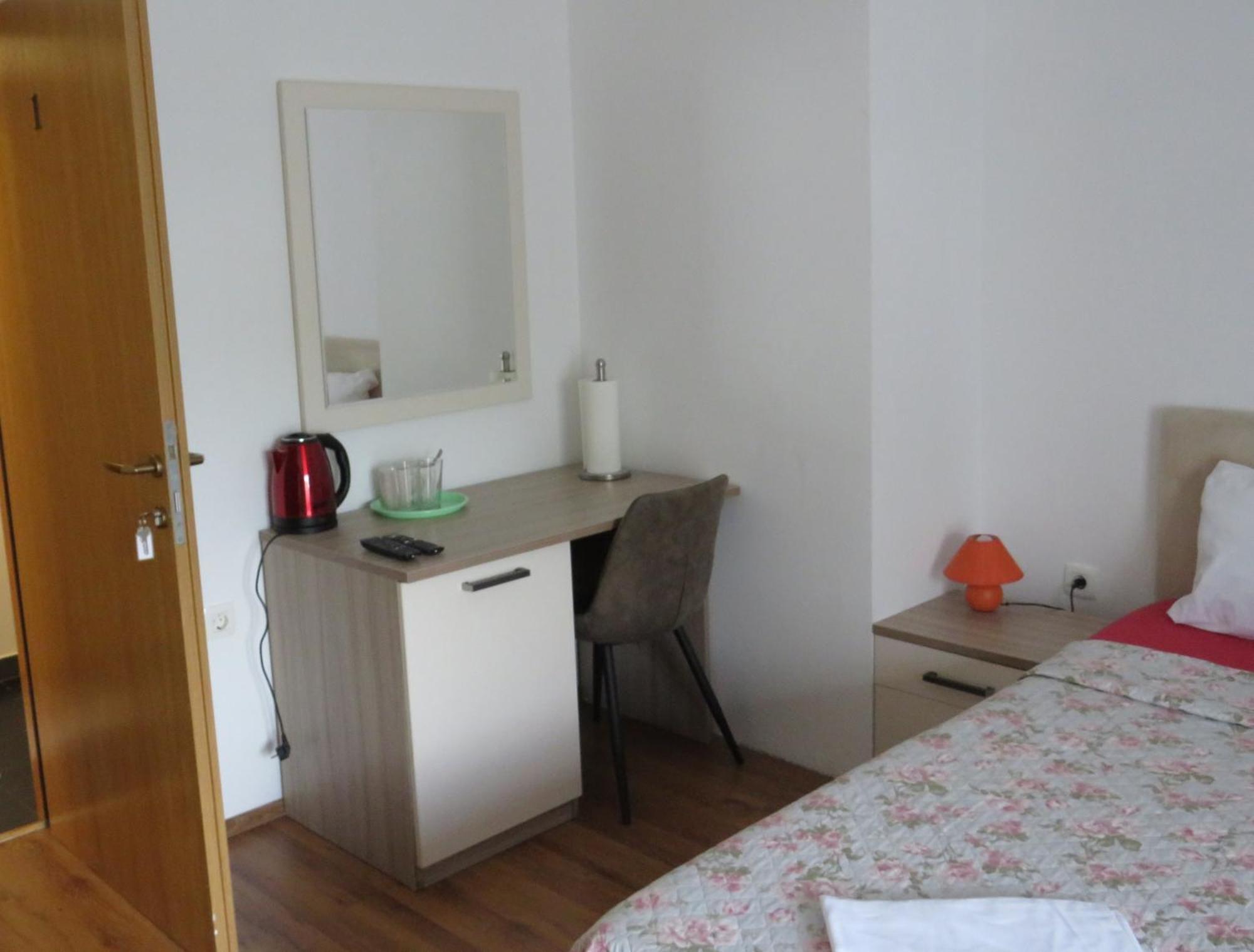 Apartment Holidays 2