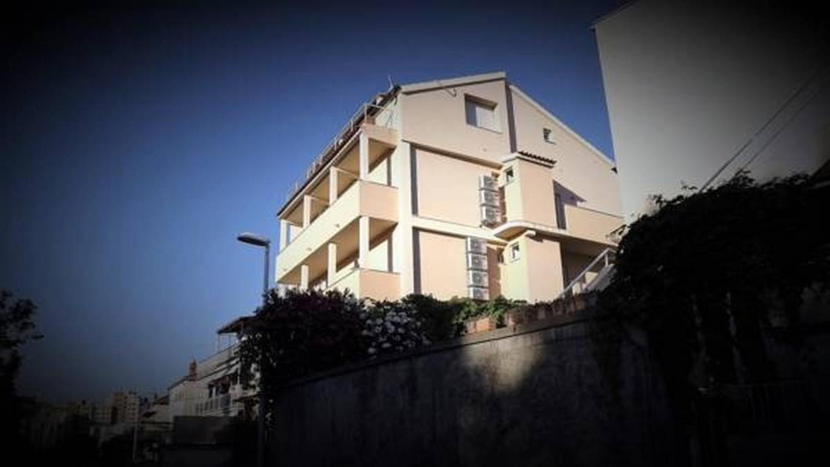 Apartment Holidays 2
